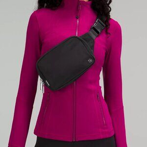 Lululemon Everywhere Belt Bag Large 2L